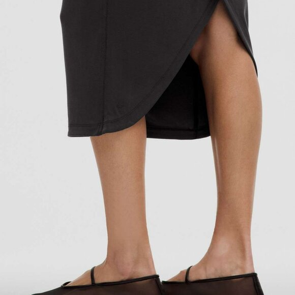 Lululemon Drapey Softstreme Column Midi Skirt-Size Medium NWT - Picture 3 of 13